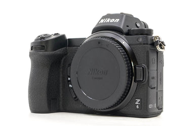 Camara Mirrorless Nikon Z6 - Usado