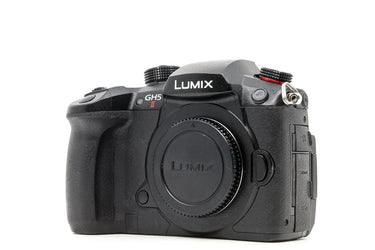 Camara Mirrorless Panasonic Lumix GH5 II - Usado