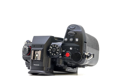 Camara Mirrorless Panasonic Lumix GH6 - Usado