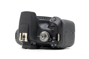 Camara Reflex Canon 2000D - Usado