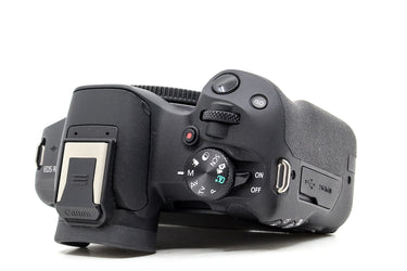 Camara Mirrorless Canon R50 - Usado