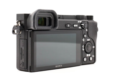 Camara Mirrorless Sony A6400 - Usado