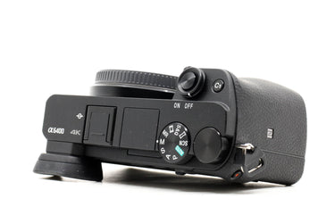 Camara Mirrorless Sony A6400 - Usado