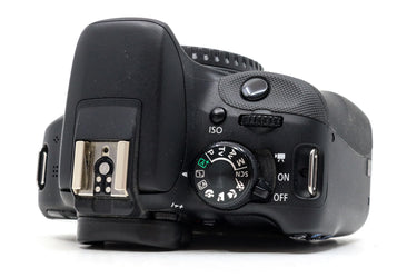 Camara Reflex Canon 100D - Usado