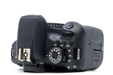 Camara Reflex Canon 750D - Usado