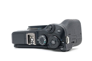 Camara Mirrorless Canon M6 Mark II - Usado