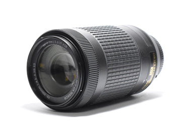 Objetivo Nikon AF-P DX Nikkor 70-300mm f/4.5-6.3G ED - Usado