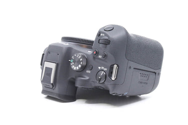 Camara Mirrorless Canon R7 - Usado